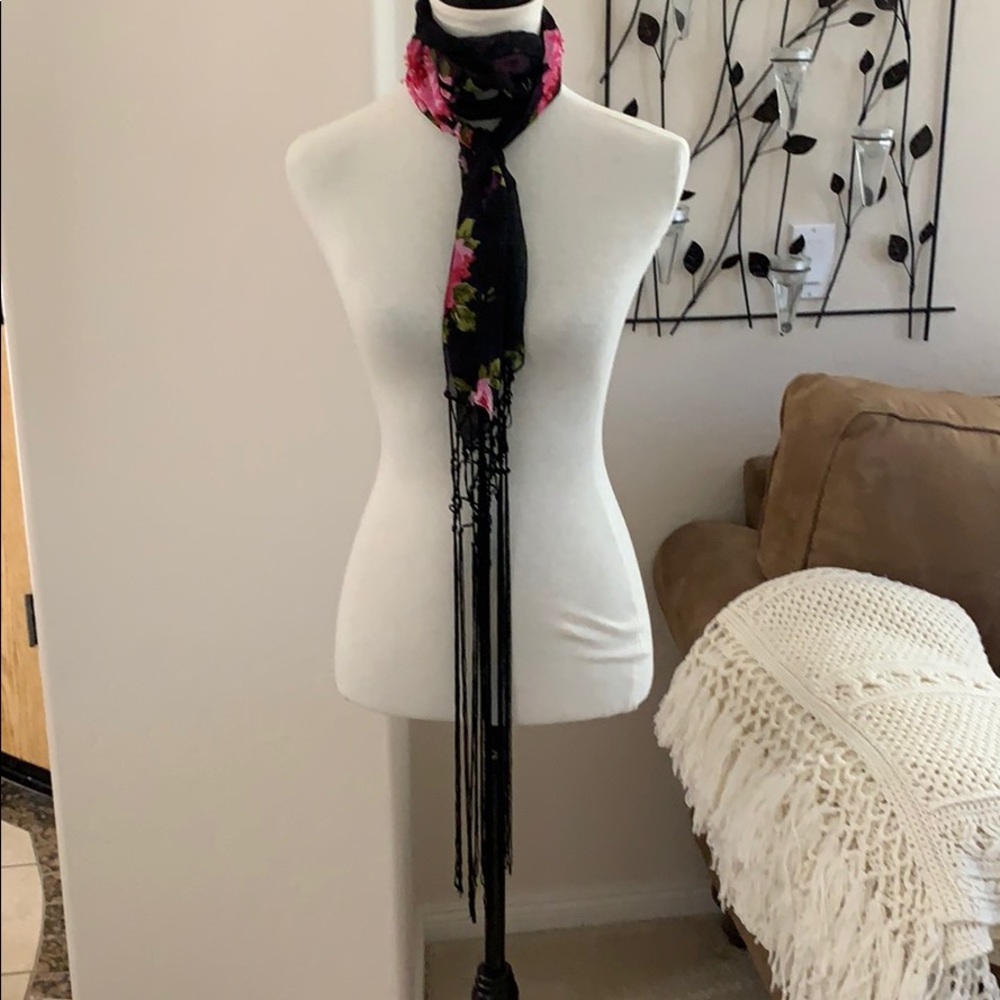 Vintage Shear Sequin Rose’s Pencil Scarf W/Fringe